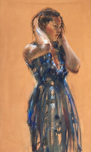 Vrouw in blauwe jurk (op oranje)